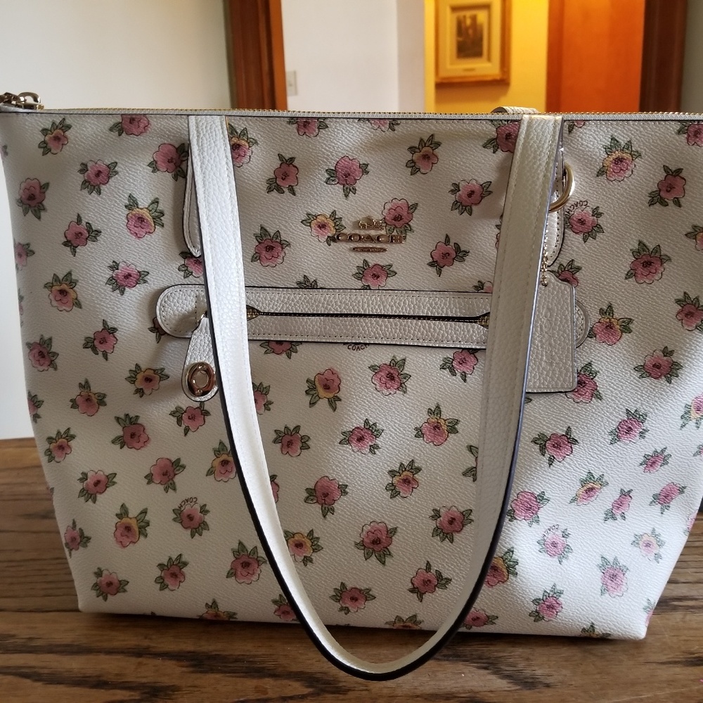 Coach Tote